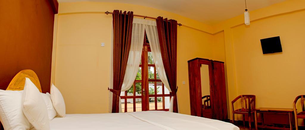 Bluewater Beach Resort Trincomalee Luaran gambar