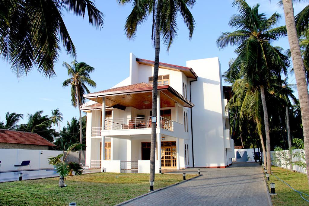 Bluewater Beach Resort Trincomalee Luaran gambar