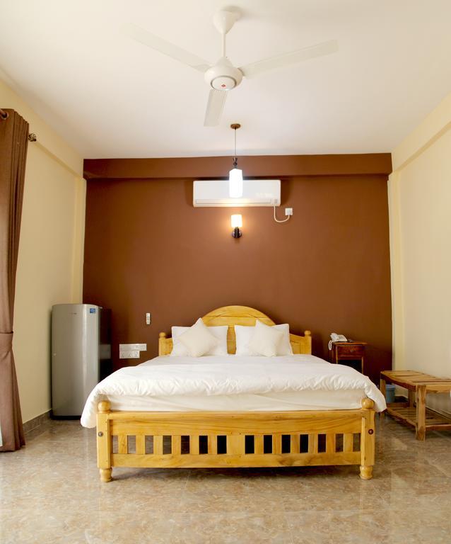 Bluewater Beach Resort Trincomalee Bilik gambar