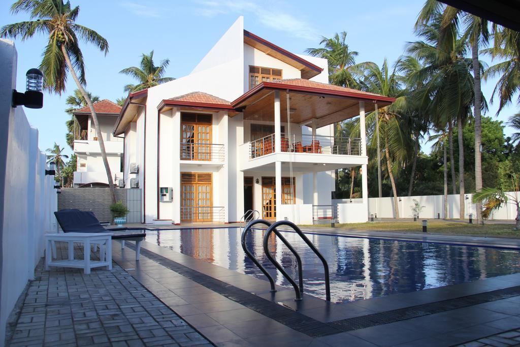 Bluewater Beach Resort Trincomalee Luaran gambar