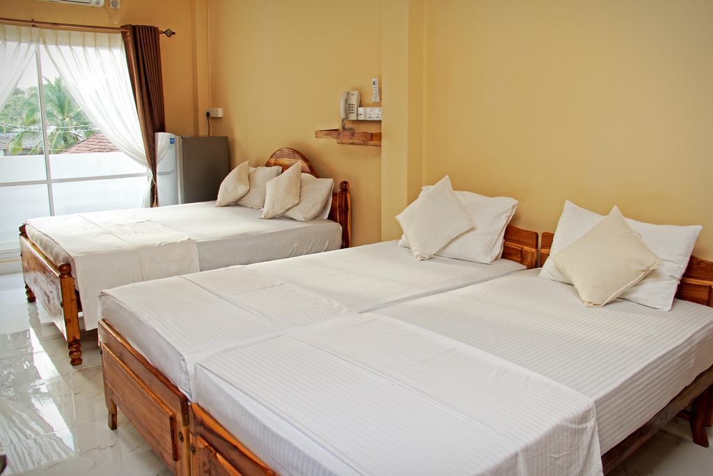 Bluewater Beach Resort Trincomalee Bilik gambar