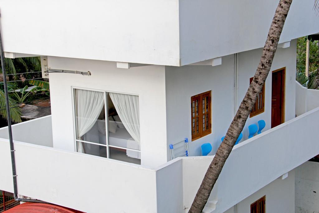 Bluewater Beach Resort Trincomalee Bilik gambar